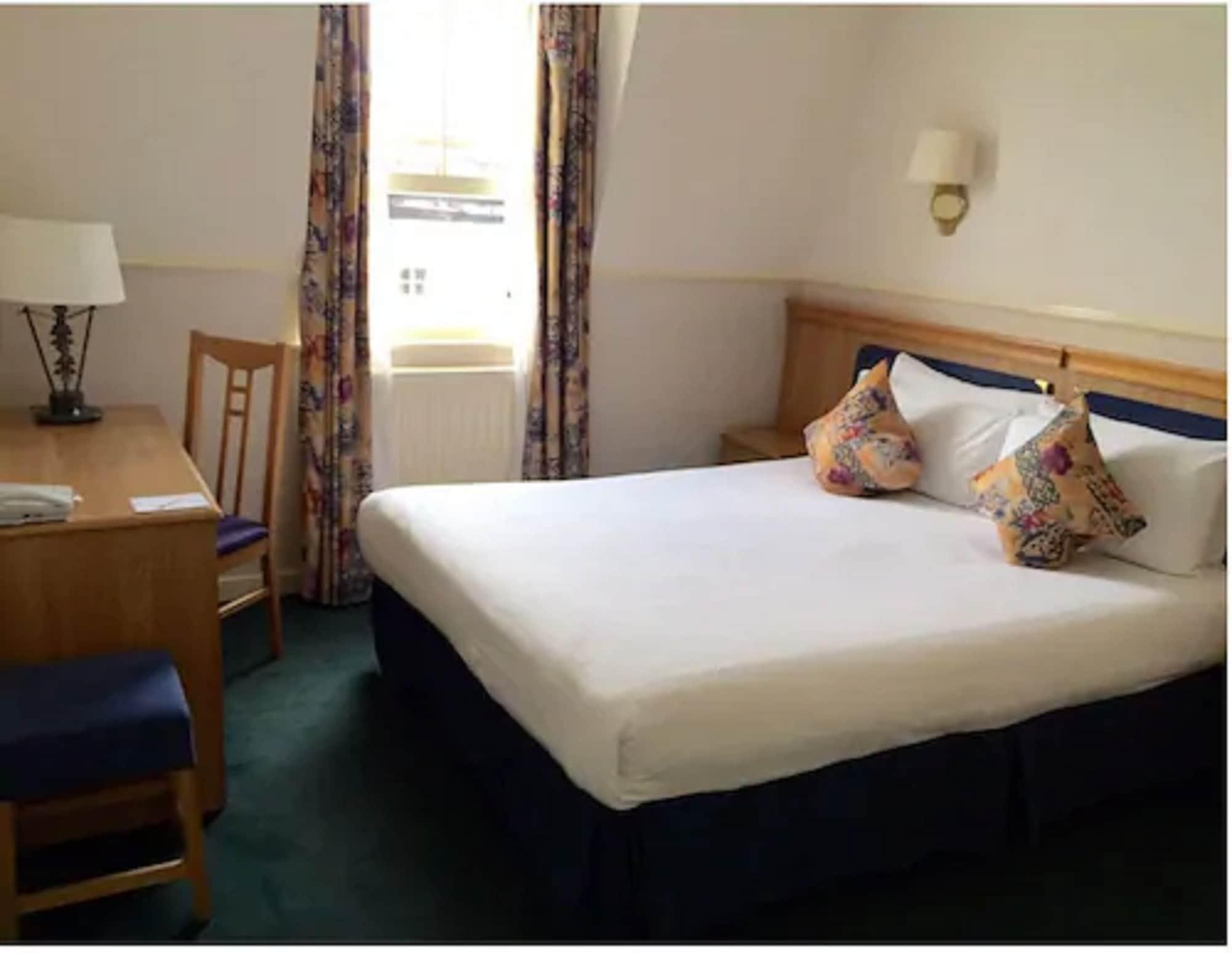 Berjaya Eden Park London Hotel Bagian luar foto