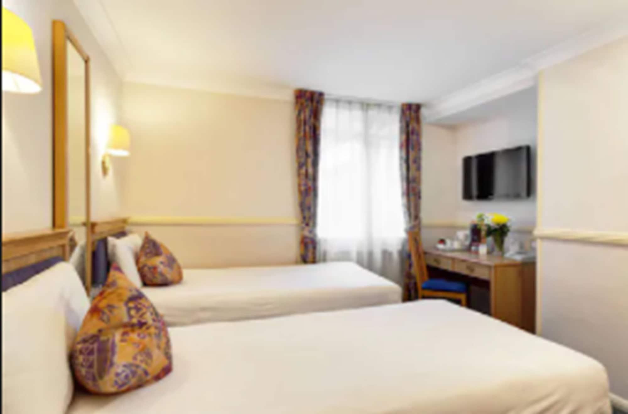 Berjaya Eden Park London Hotel Bagian luar foto