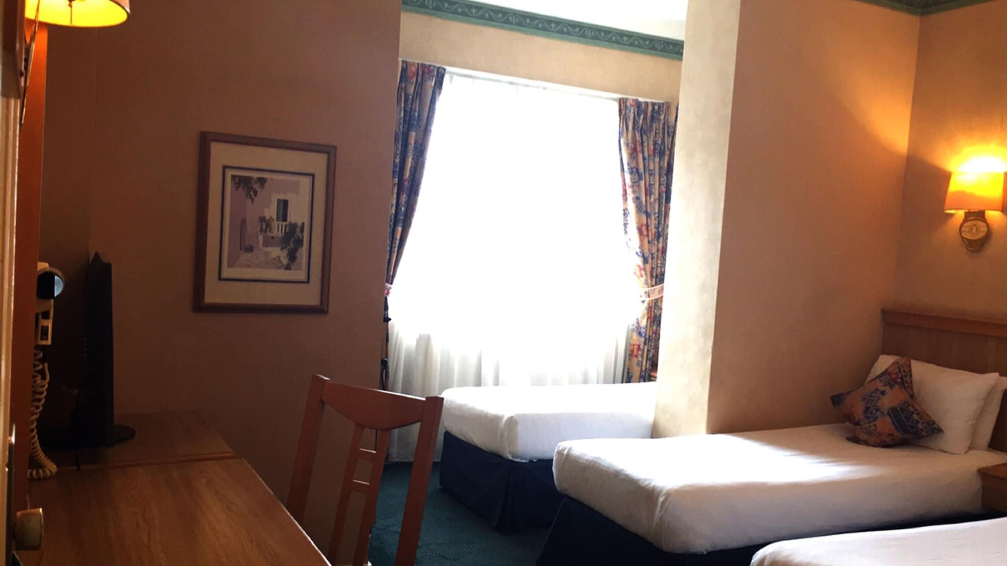 Berjaya Eden Park London Hotel Bagian luar foto
