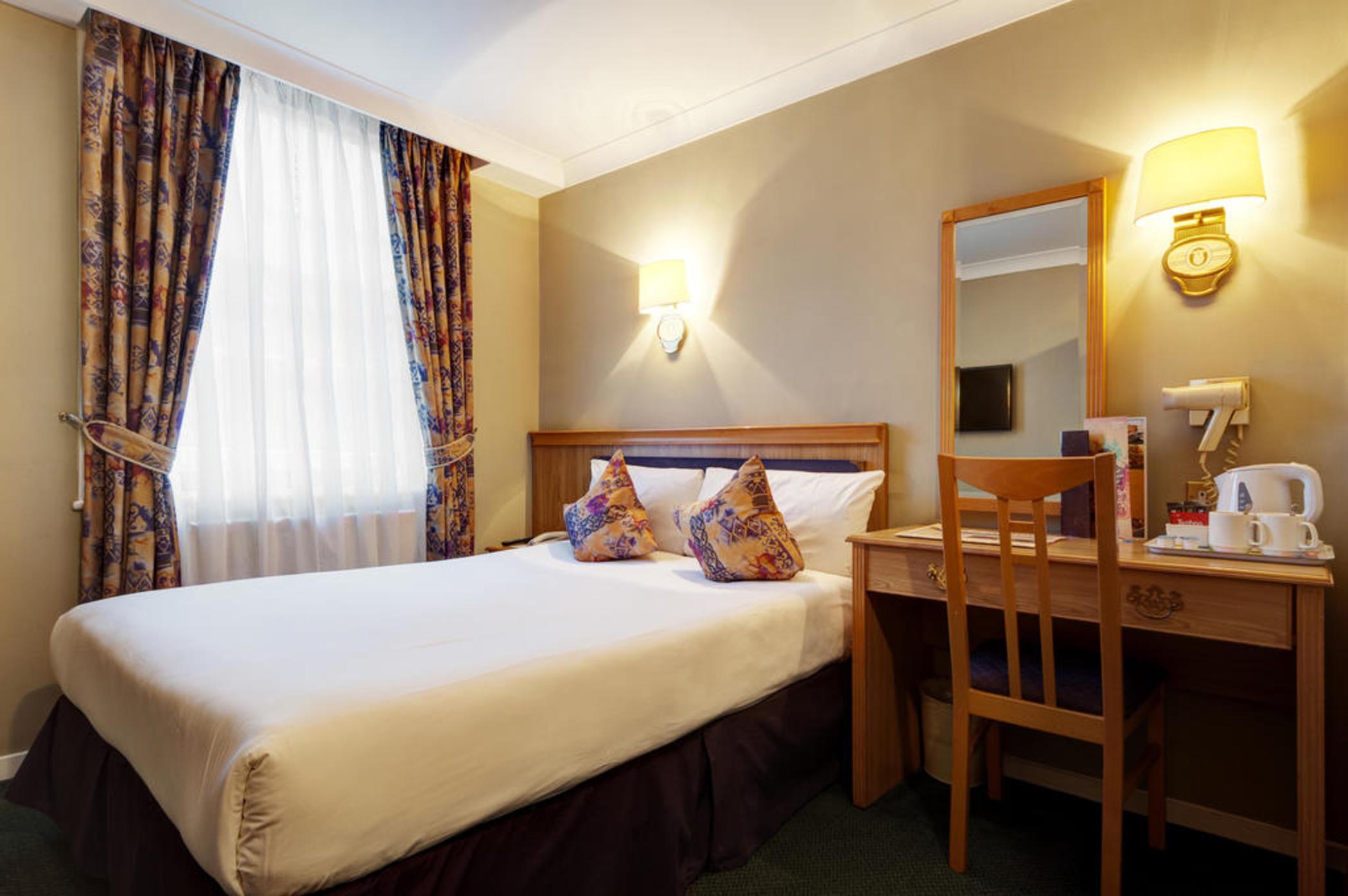 Berjaya Eden Park London Hotel Bagian luar foto