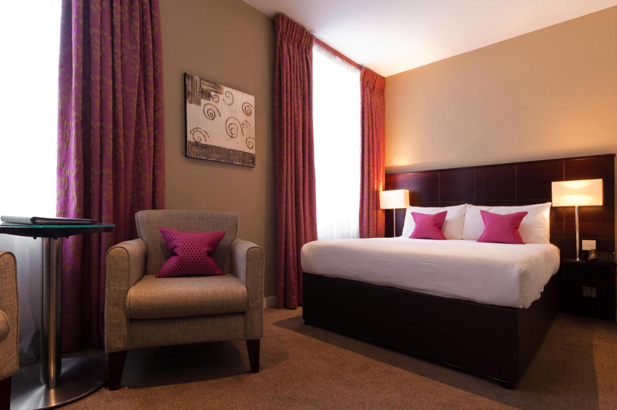 Berjaya Eden Park London Hotel Bagian luar foto