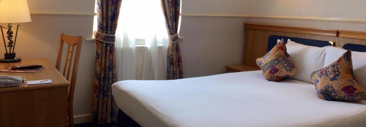 Berjaya Eden Park London Hotel Bagian luar foto