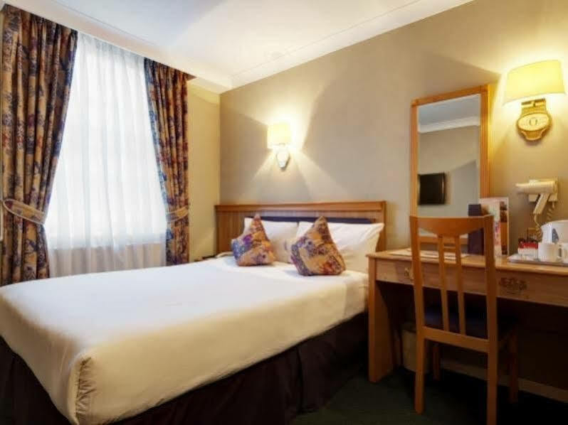 Berjaya Eden Park London Hotel Bagian luar foto